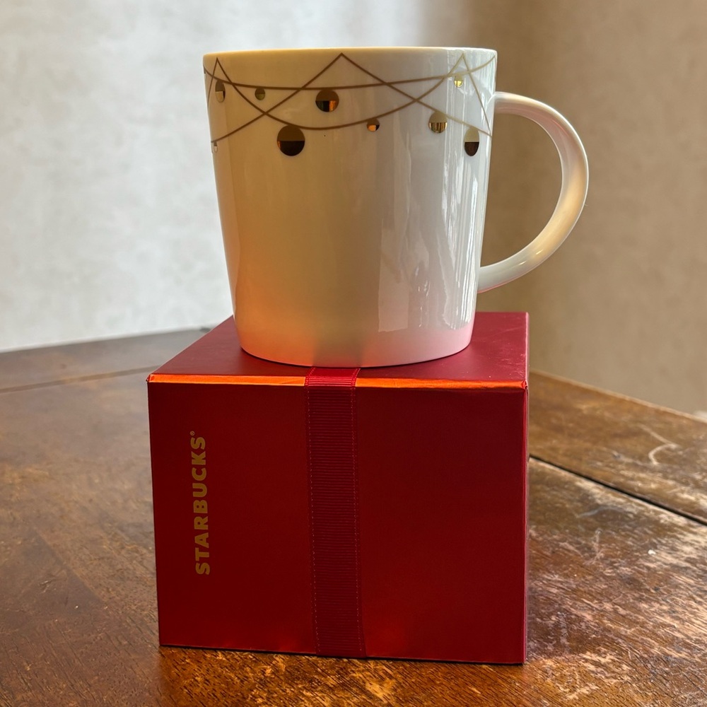 Starbucks Holiday 2012 Bone China Coffee Mug in original box